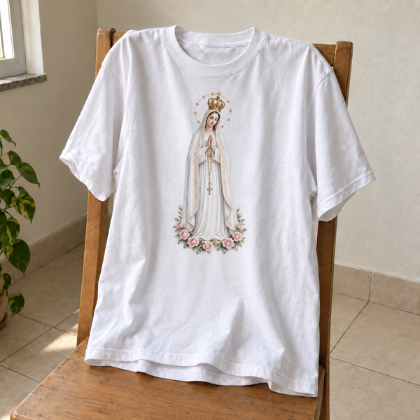 Camiseta branca Nossa Senhora de Fátima, estampa completa