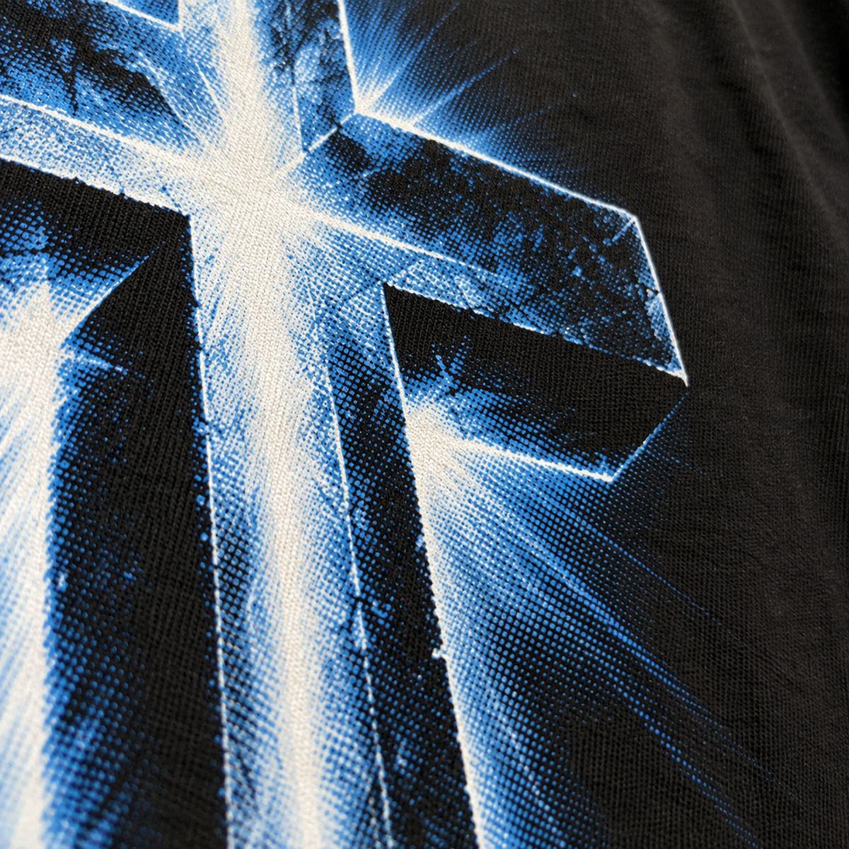 Detalhe da estampa Liberdade em Cristo, impressão DTF