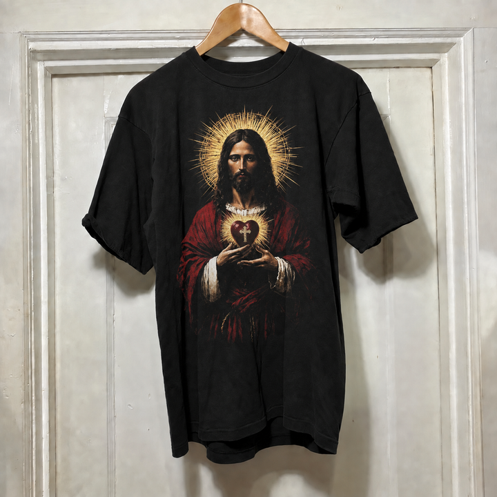 Camiseta religiosa Jesus e o Sagrado Coração Dourado | Estampa cristã em DTF
